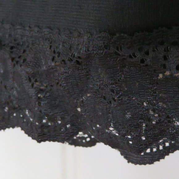 Marks & Spencer Black Slip Size 14-16 Cda/US 100% Polyester (K77) - Picture 3 of 5